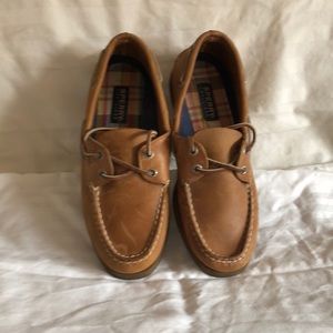 Sperry Topsiders